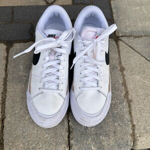 Nike Women’s Court Legacy Lift Sneakers